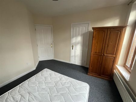 23 The Cloisters, - Photo 4