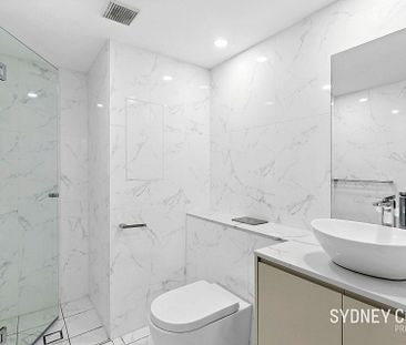 EXECUTIVE LIVING IN THE HEART OF SYDNEY CBD | Furnished - Photo 5