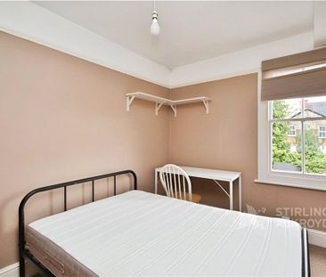 Cheselden Road, Guildford, Surrey, GU1 3SB - Photo 6