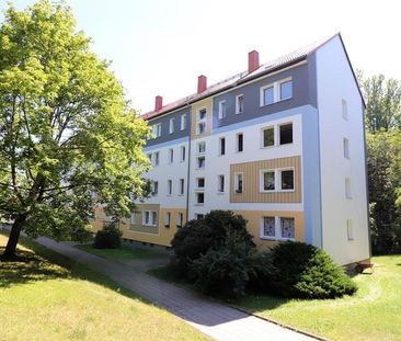 Lichtdurchflutete Wohnung mit Balkon - Foto 3