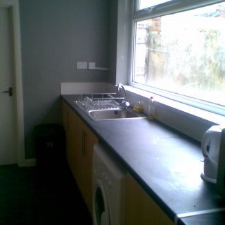 4 Bed Student House - Stockton - Photo 1