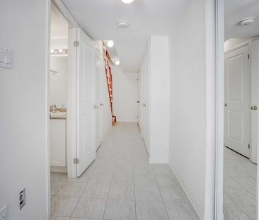 For Lease - 253 Lord Elgin Lane, Clarington, Ontario - Photo 3