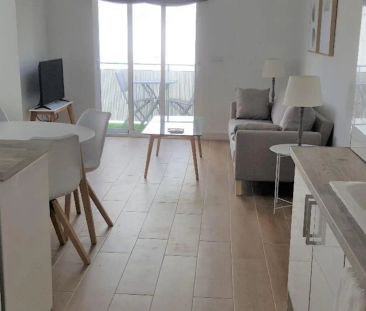 Apartamento de alquiler en Avenida Ciudad de Requena, 10, Platja de... - Photo 3
