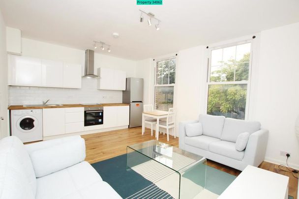 2 bedroom flat to rent - Photo 1
