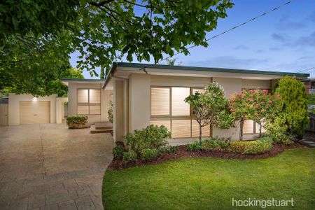 7 Nareen Court, Burwood East. - Photo 5