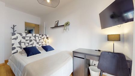 Désire Claude F Colocation 3 chambres à Saint Etienne - Photo 2