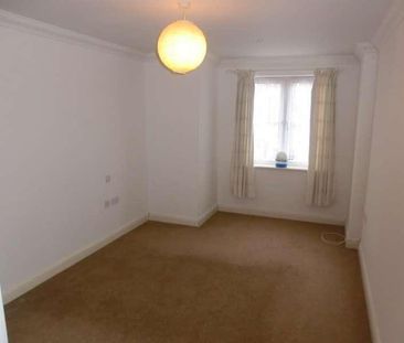 Winn Road Highfield Southampton, SO17 - Photo 2