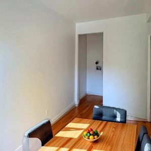 6 1/2 rdc lumineux tout rénové - Photo 2