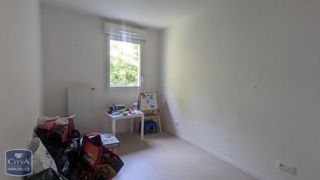 Location Appartement 3 pièces 56m² MONT ST AIGNAN 76130 - Photo 4