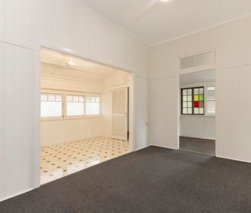 17 Mary Street, Nambour QLD 4560 - House For Rent | Domain - Photo 4