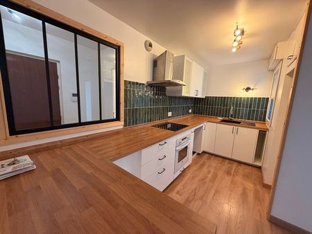 Location Appartement 3 pièces 68m² - Photo 5