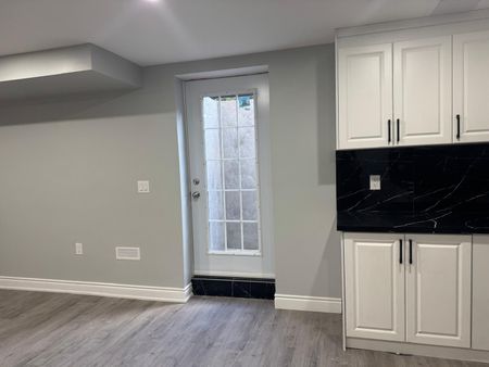 For Lease - 534 Daniel Clark Way Unit# Basement, Oakville, Ontario - Photo 3