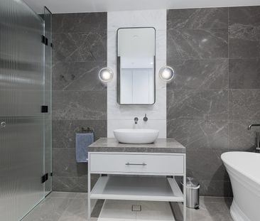 202/372-376 Albert Street, East Melbourne VIC 3002 - Photo 3