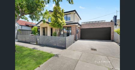 Spacious with Minimal Maintenance - Photo 2