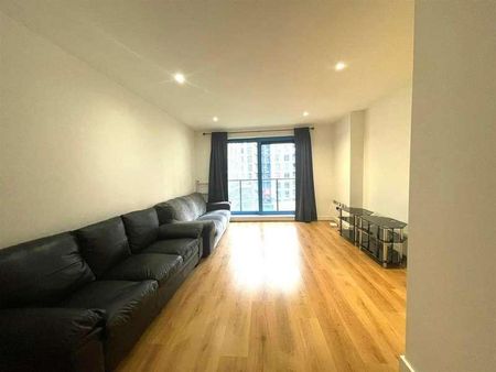 Westgate Apartments, Western Gateway, E16 - Photo 4