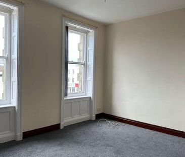 Flat B, Church Street, Fleetwood, FY7 - Photo 6