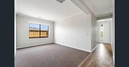 Well-Appointed Living in a Growing Fraser Rise Pocket - Photo 4