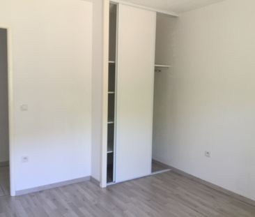 Location Appartement 3 pièces 55m² - Photo 2