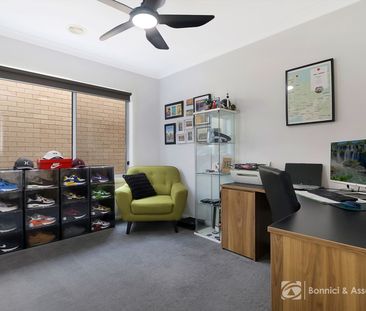 SETTLE IN BEFORE CHRISTMAS - Photo 3