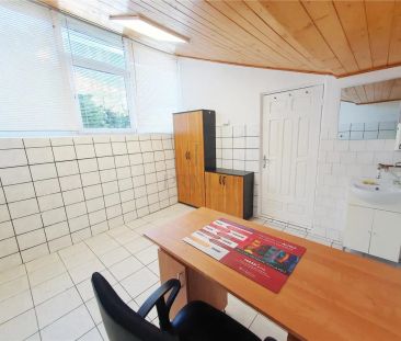 CIRCUMVALATIUNII - SPATIU BIROU - CENTRALA - SALA DE ASTEPTARE - VAD EXCELENT - Fotografie 6