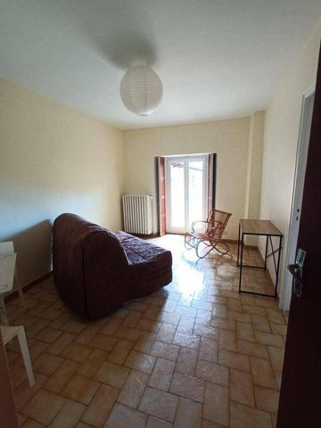 Location appartement t1 25 m² à Marvejols (48100) - Photo 2