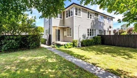 Freshly Tickled-Up and Ready for You – Your New Bryndwr Home - Photo 5