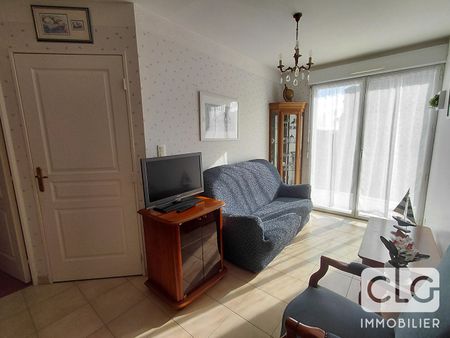 Location Appartement 3 pièces 45m² - Photo 3