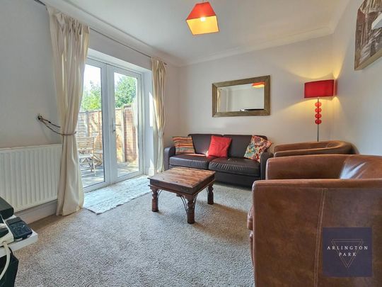 1 bedroom in a house share to rent - Photo 1