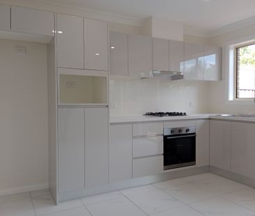 NEWLY BUILT 2 BEDROOM GRANNY FLAT! - Photo 3