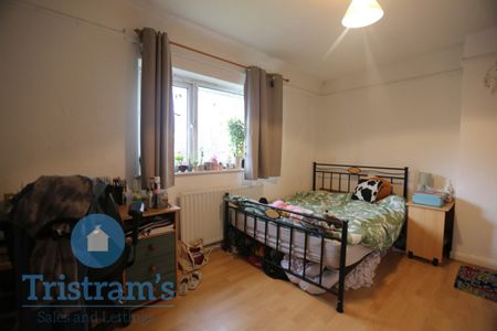 3 bed Mid Terraced House for Rent - Photo 3