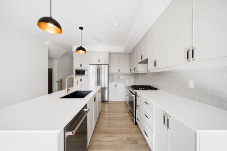 For Lease - 2273 Turnberry Road Unit# 20, Burlington, Ontario - Photo 2