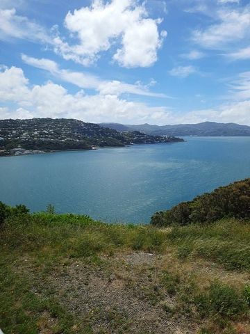 Living with sun and views - Photo 4