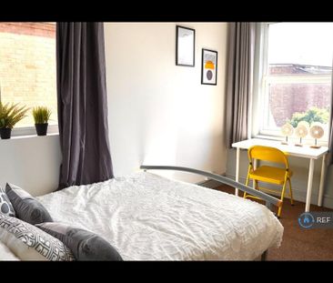 1 bedroom in a house share to rent - Photo 6