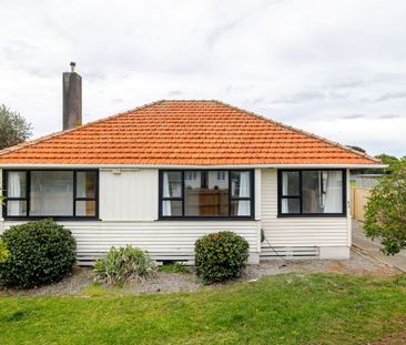 Appealing Home on Andrew !! - Photo 1