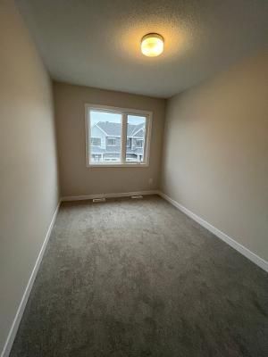 For Lease - 386 LES EMMERSON Drive, Barrhaven, Ontario - Photo 3