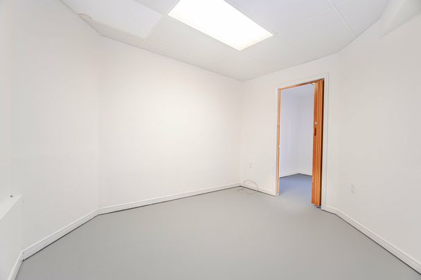 For Lease - 1995 Pinegrove Avenue Unit# 13, Pickering, Ontario - Photo 1