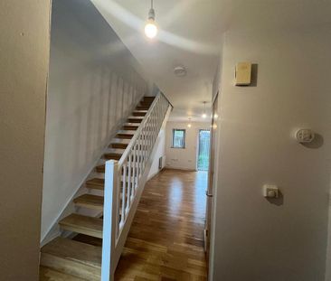 2 bedroom terraced house to rent - Photo 3