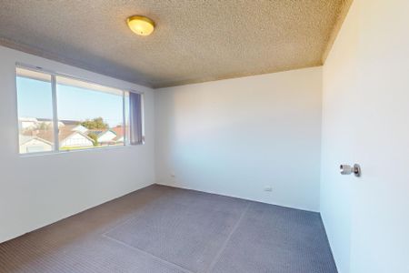 2/134 Union Street, The Junction NSW 2291 - Photo 4