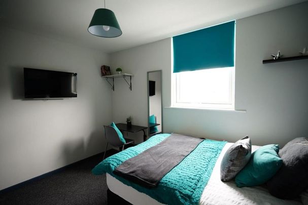 5 bedroom terraced house to rent - Photo 1