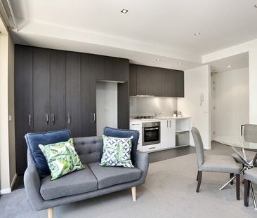 5/1526 High Street, Glen Iris VIC 3146 - Apartment For Rent | Domain - Photo 2