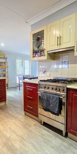 Bright, Modern & Spacious - Photo 3