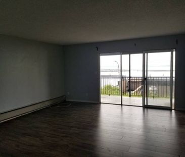 White Rock at The Pier 1 bedroom Apartment For Rent - Photo 2