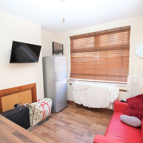 Wellington Street, Kettering , Northamptonshire, NN16 - Photo 1