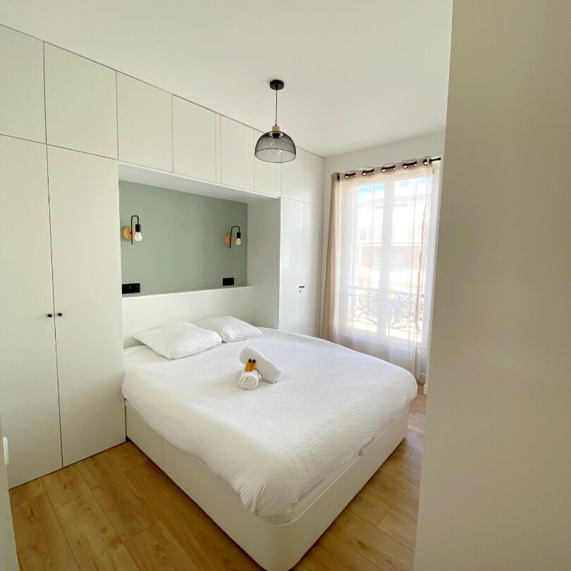 Location Appartement LEVALLOIS PERRET - - Photo 1