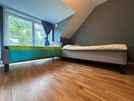 Breddenvägen, Rotebro, Sollentuna, Stockholm - Photo 1