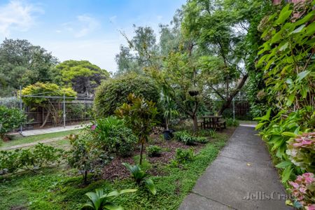 3/23 Albert Street, East Melbourne - Photo 3