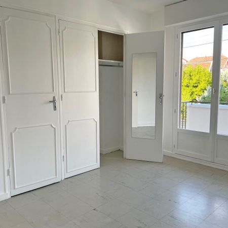 À louer / Appartement F1 / BESANCON PROCHE GARE VIOTTE 35 rue du Chasnot - Photo 4