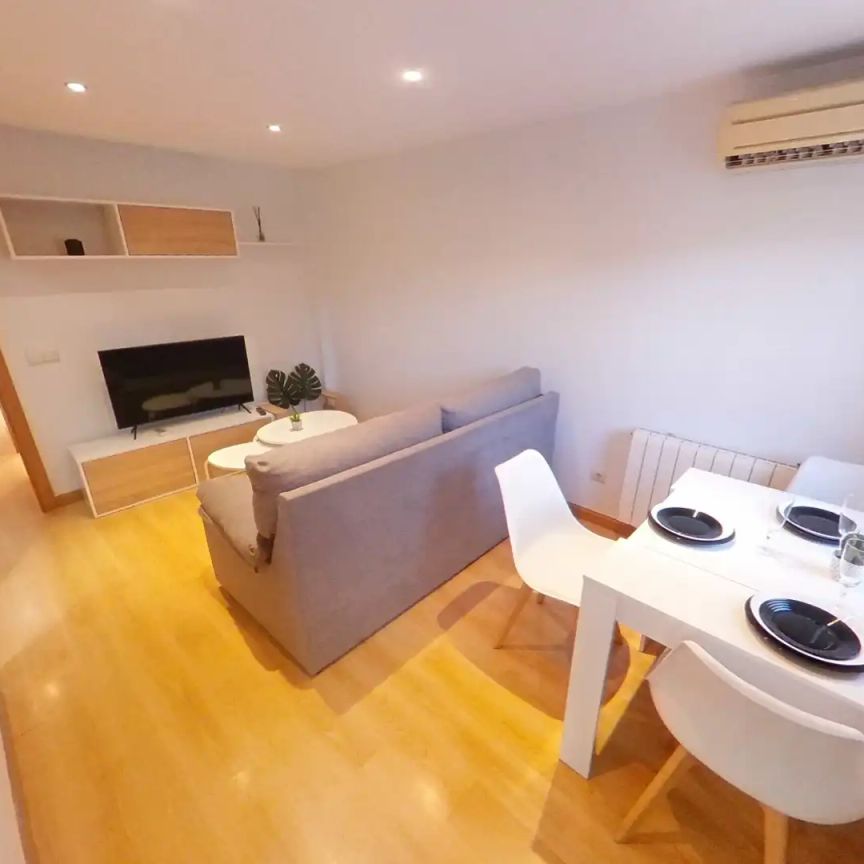 Piso de alquiler en Calle de la Ribera de Curtidores, Embajadores - Lavapiés - Foto 1