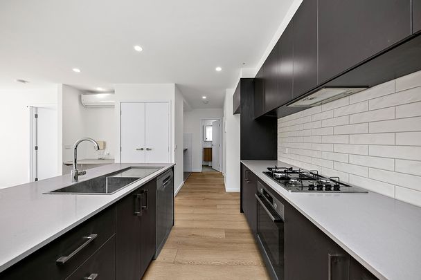 3,6/2 Howard Court, Clayton - Photo 1