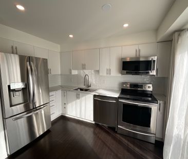 For Lease - 152 Maravista Drive, Barrhaven, Ontario - Photo 5